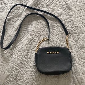Michael Kors Mini crossbody